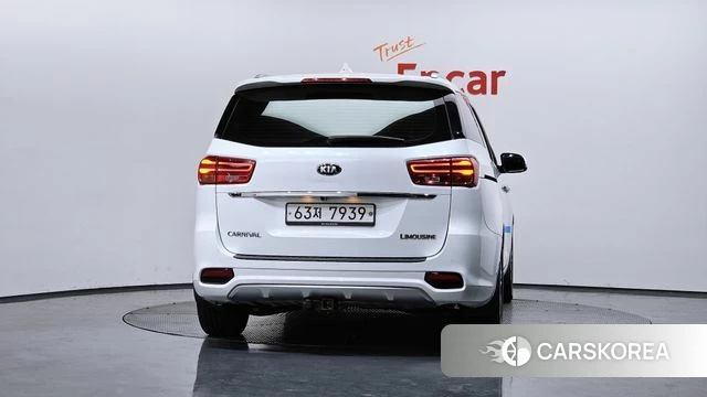 Kia The New Carnival id 3873551 из Кореи 14