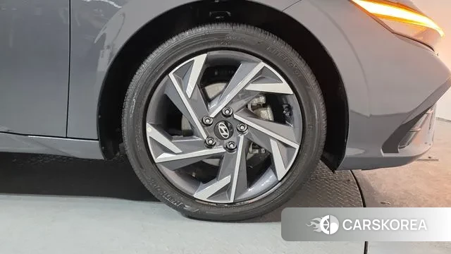 Hyundai The New Avante (CN7) id 3711358 из Кореи 14