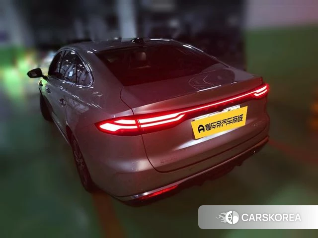 Geely Galaxy Galaxy Sparkle 6 2026 Темно-серый из Китая, фото 4