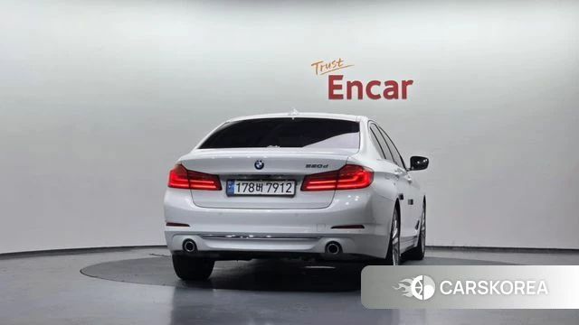 BMW 5 Series (G30) id 4410695 из Кореи 32