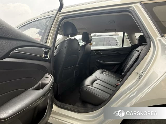 Roewe Ei5 2018 Шампань из Китая, фото 4