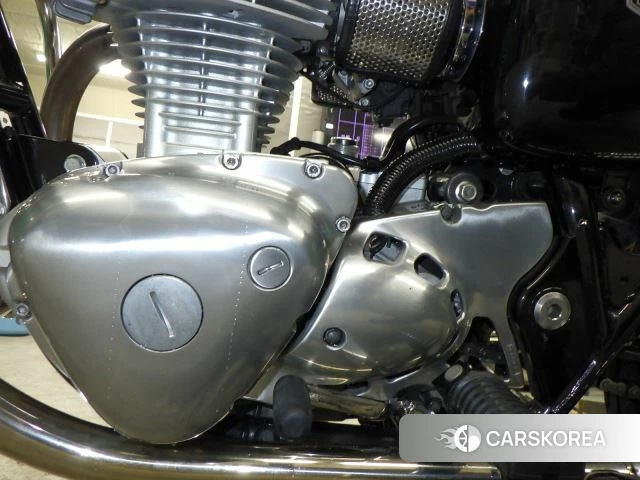 Engine photo
