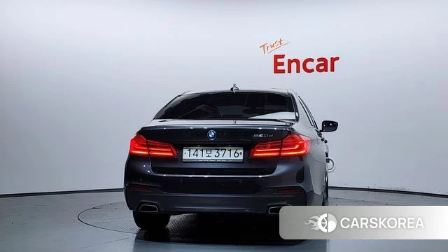 BMW 5 Series (G30) id 4465203 из Кореи 14