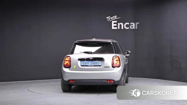 Mini Cooper Electric id 3841741 из Кореи 14