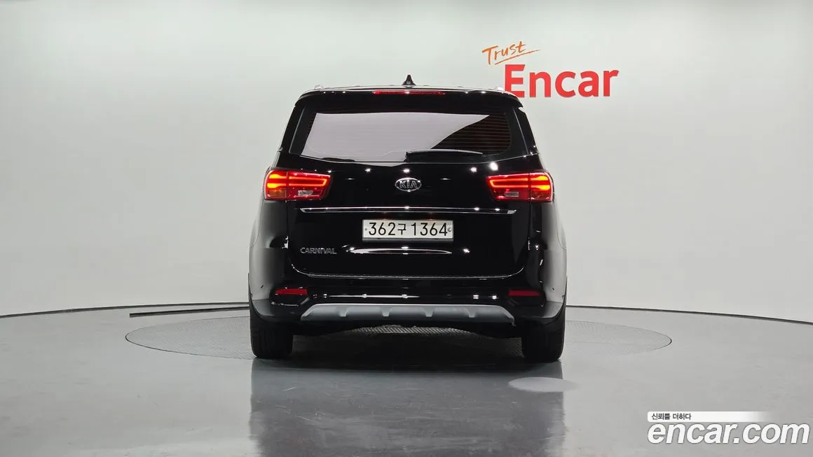 Kia The New Carnival id 2148990 из Кореи 14