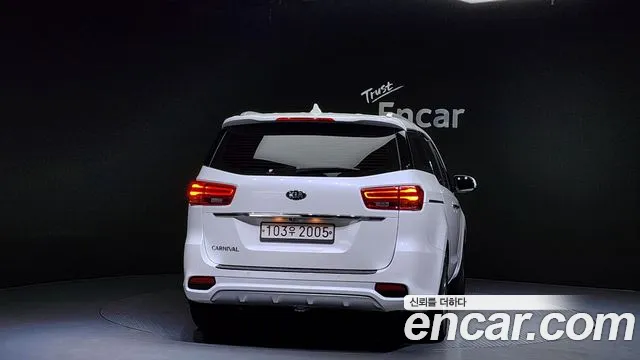 Kia The New Carnival id 2716451 из Кореи 14