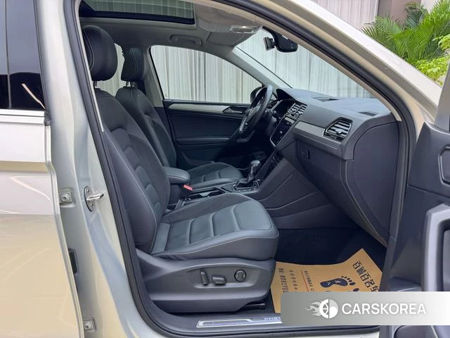 Volkswagen Tiguan L PHEV id 4209979 из Китая 11