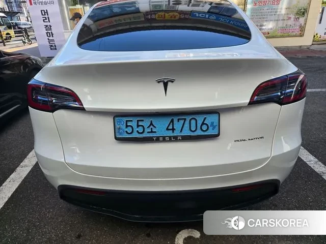 Tesla Model Y 2023 Белый из Кореи, фото 4