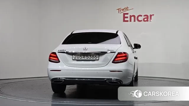 Mercedes-Benz E-Class W213 id 3412479 из Кореи 14