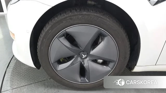 Tesla Model 3 id 3621821 из Кореи 14