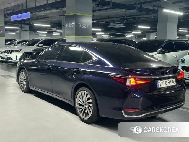 Lexus ES300h 7th generation id 3818352 из Кореи 14