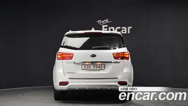 Kia The New Carnival id 2388665 из Кореи 14