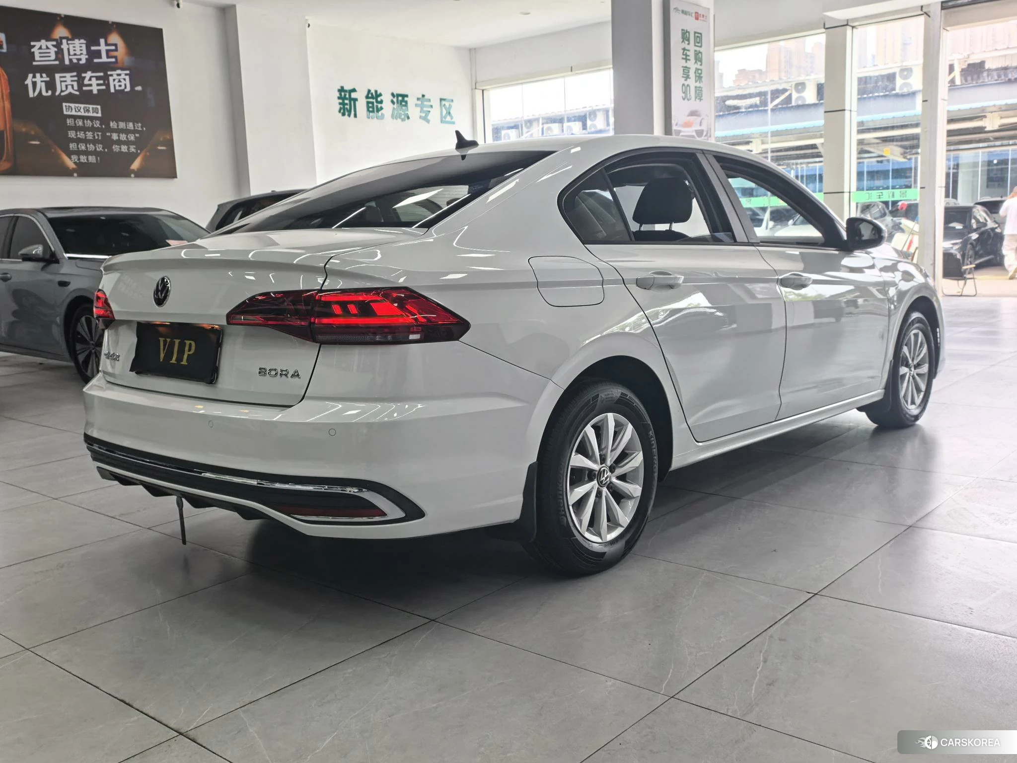 Volkswagen Bora id 4513564 из Китая 7