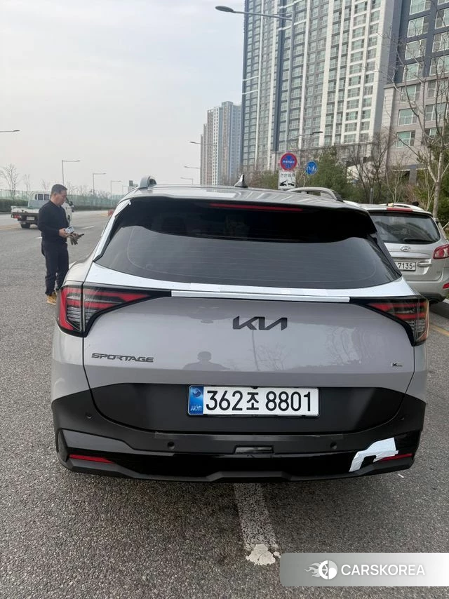 Kia The New Sportage 5th Generation Hybrid 2026 Серебристо-серый из Кореи, фото 4