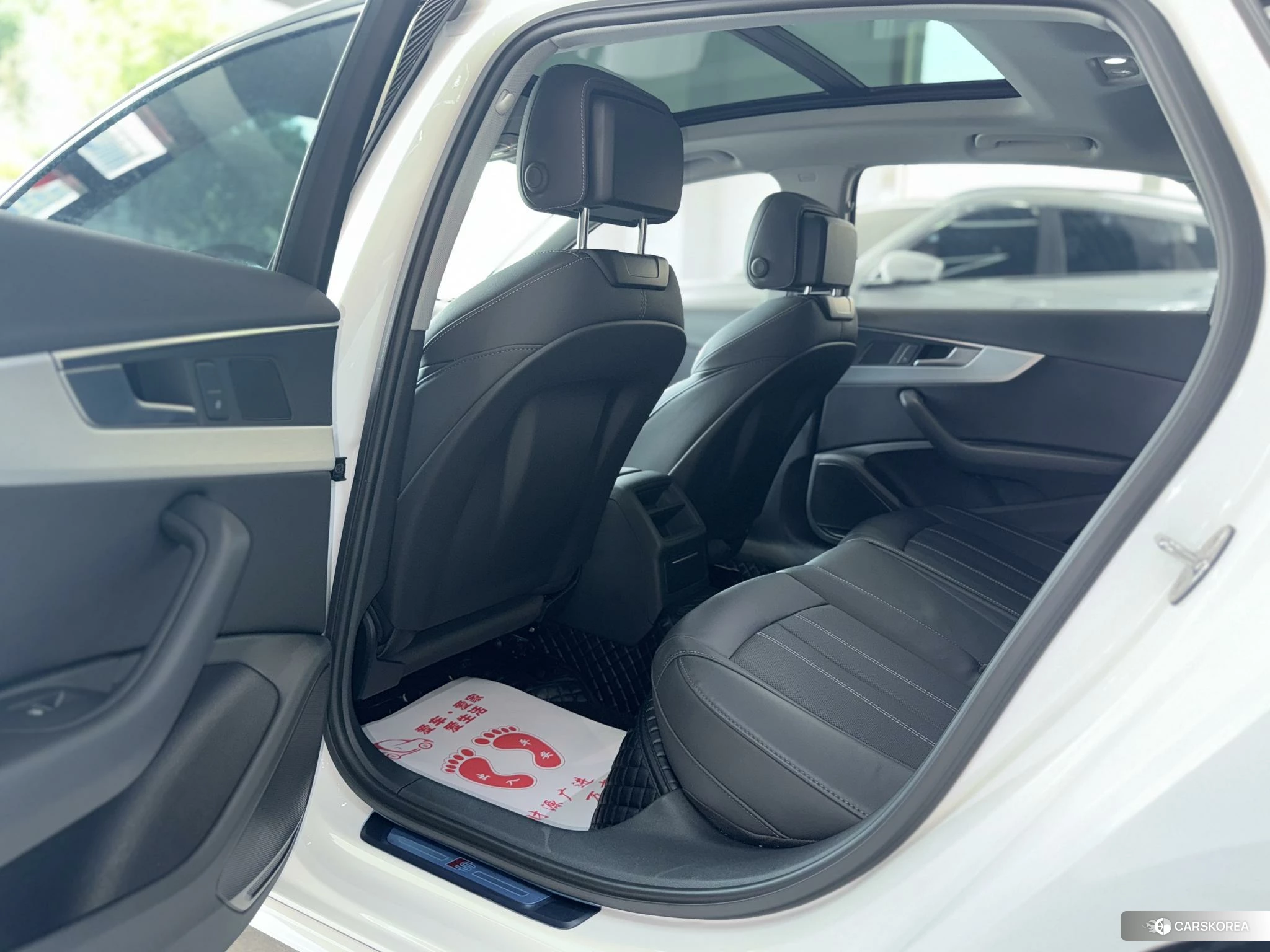 Audi A4L id 4473352 из Китая 10