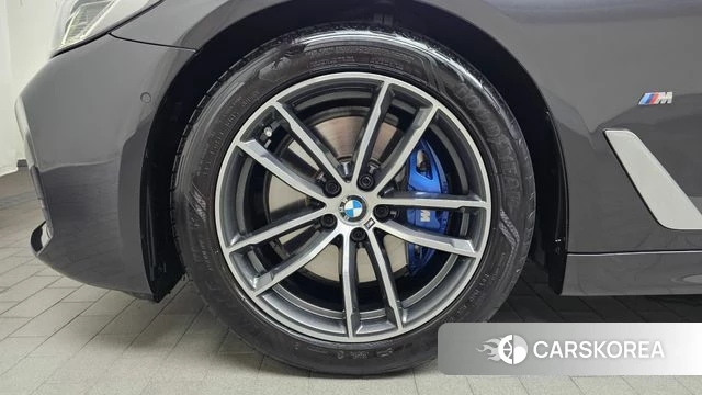 BMW 5 Series (G30) id 4682188 из Кореи 25