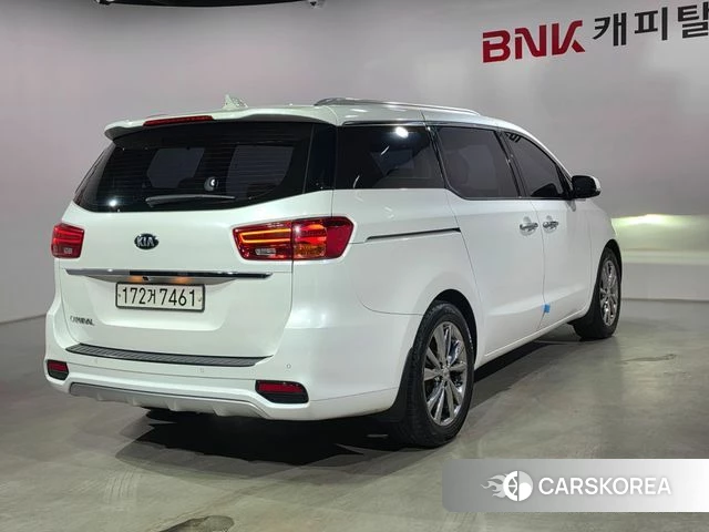 Kia The New Carnival id 4403098 из Кореи 14