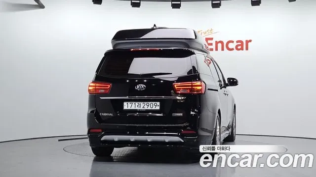 Kia The New Carnival id 2907447 из Кореи 14