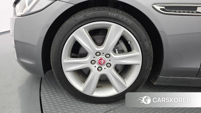 Jaguar XE id 4410792 из Кореи 27