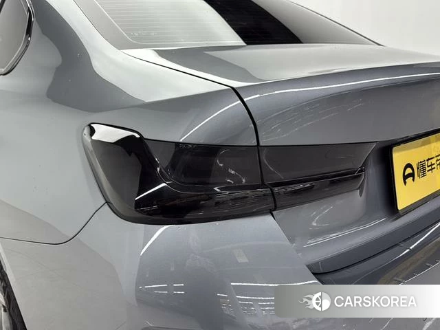 BMW i3 id 4213178 из Китая 14