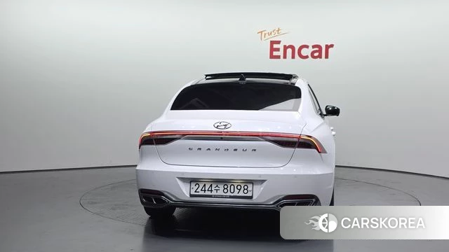 Hyundai The New Grandeur IG id 4410602 из Кореи 14