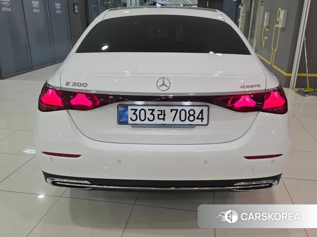 Mercedes-Benz E-Class W214 id 4427083 из Кореи 13