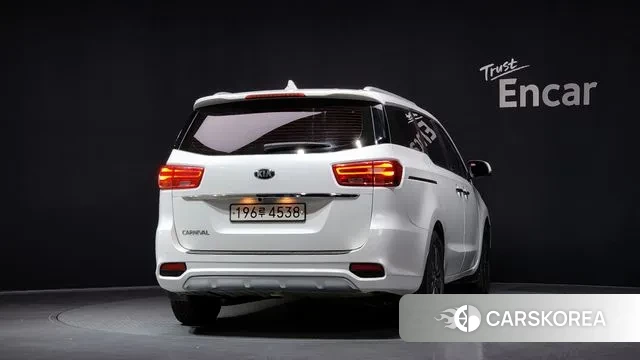 Kia The New Carnival id 3494622 из Кореи 14