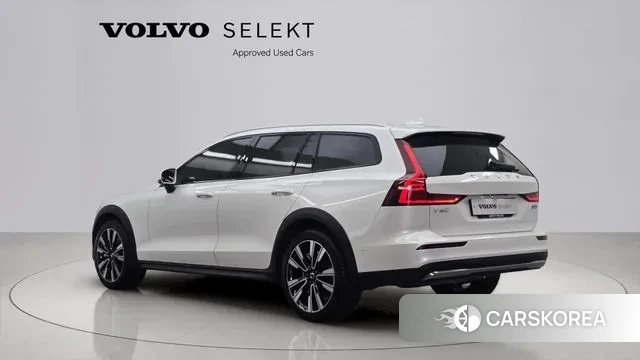 Volvo V60 Cross-Country 2nd Generation id 3419898 из Кореи 13