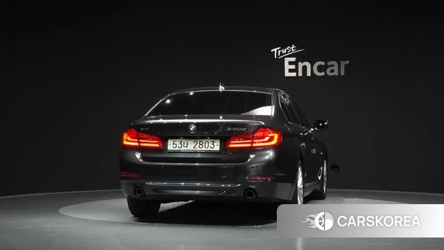 BMW 5 Series (G30) id 4662968 из Кореи 14