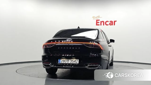 Hyundai The New Grandeur IG Hybrid id 4929396 из Кореи 28