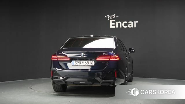 BMW 5 Series (G60) id 4719540 из Кореи 30