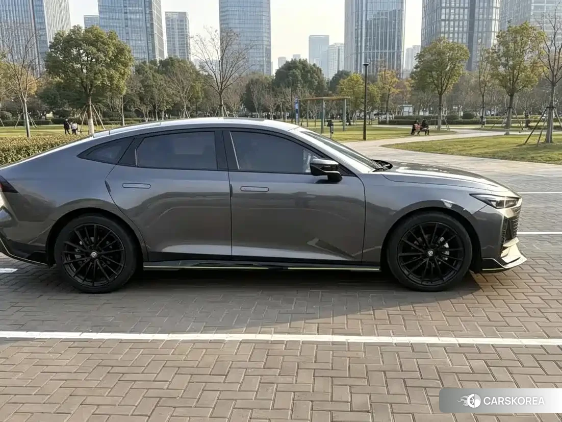 Chang'an UNI-V id 4617160 из Китая 7
