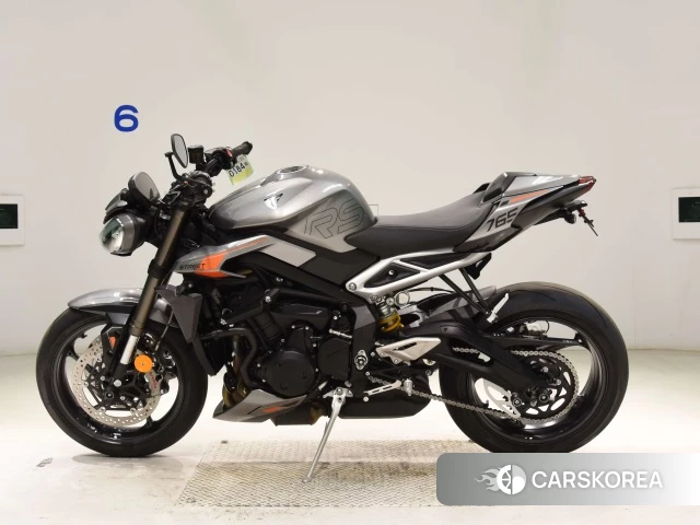 Triumph STREET TRIPLE 765 RS 2024 из Японии