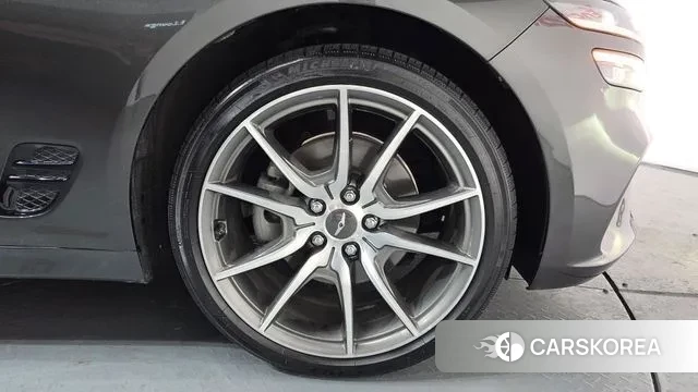 Genesis The New G70 id 3620532 из Кореи 14