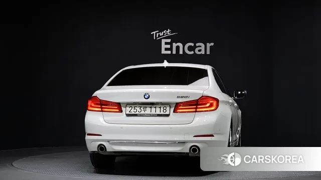 BMW 5 Series (G30) id 3013178 из Кореи 14