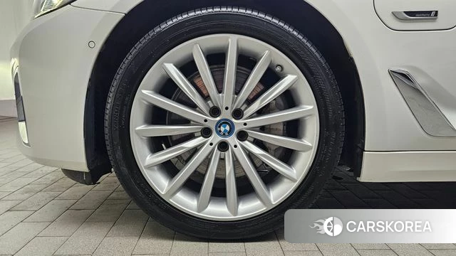 BMW 5 Series (G30) id 4753372 из Кореи 27