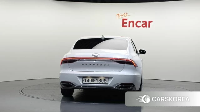 Hyundai The New Grandeur IG id 4620043 из Кореи 24