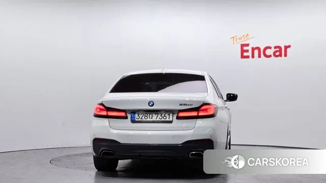 BMW 5 Series (G30) id 3561929 из Кореи 14