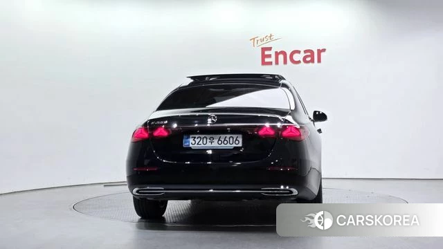 Mercedes-Benz E-Class W214 id 4301937 из Кореи 25