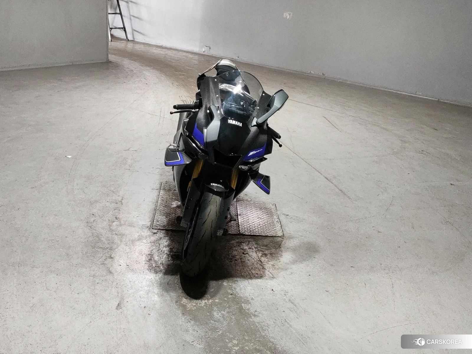 Проданный Yamaha YZF-R1M id 4229302 из Японии, фото 2