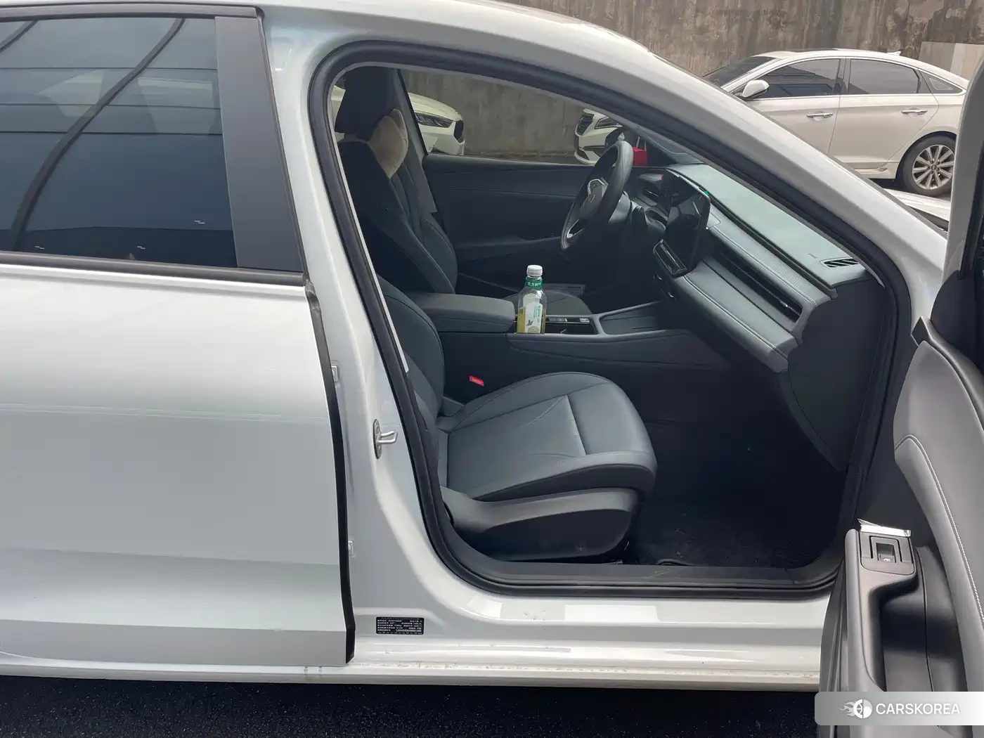 Volkswagen Lavida 2026 Белый из Китая, фото 4