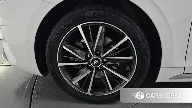 Hyundai The New Grandeur IG id 4310386 из Кореи 34