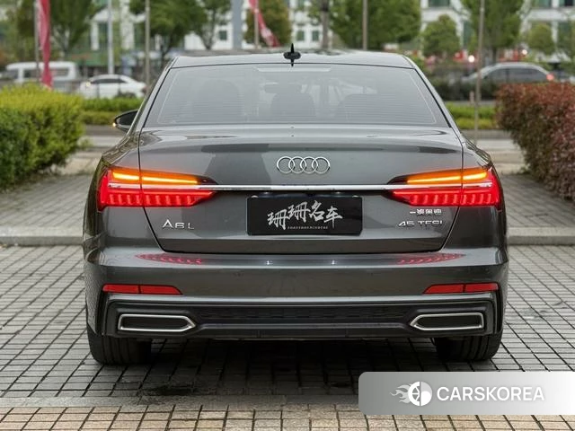 Audi A6L id 4242214 из Китая 10