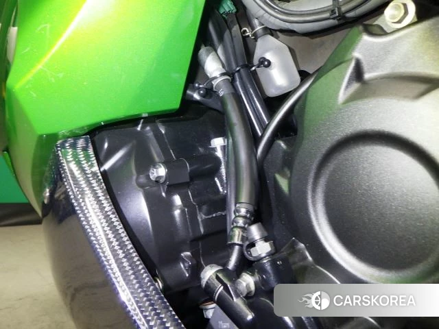 Engine photo