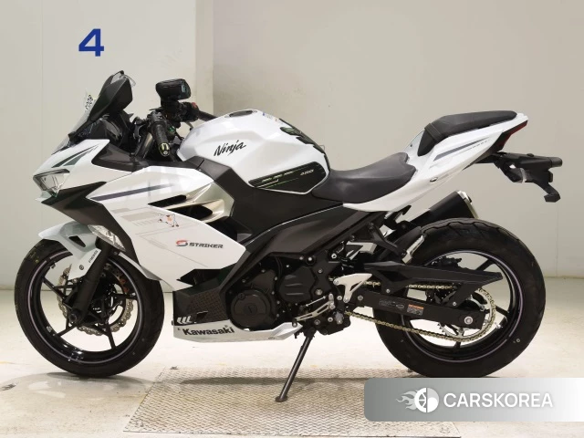 Kawasaki NINJA 400 2022 из Японии