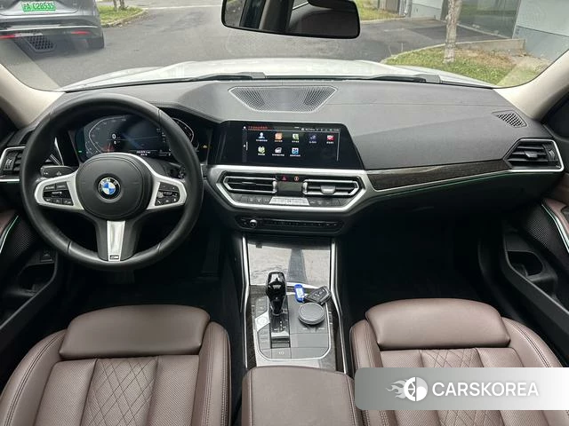 BMW 3 series id 4238676 из Китая 29