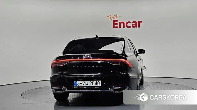 Hyundai The New Grandeur IG id 4458541 из Кореи 14