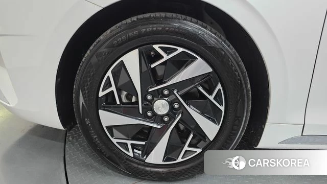 Hyundai The New Grandeur IG Hybrid id 4688648 из Кореи 30