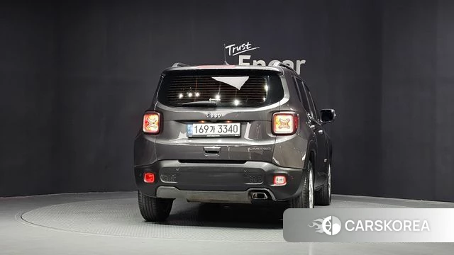 Jeep Renegade id 4636741 из Кореи 26