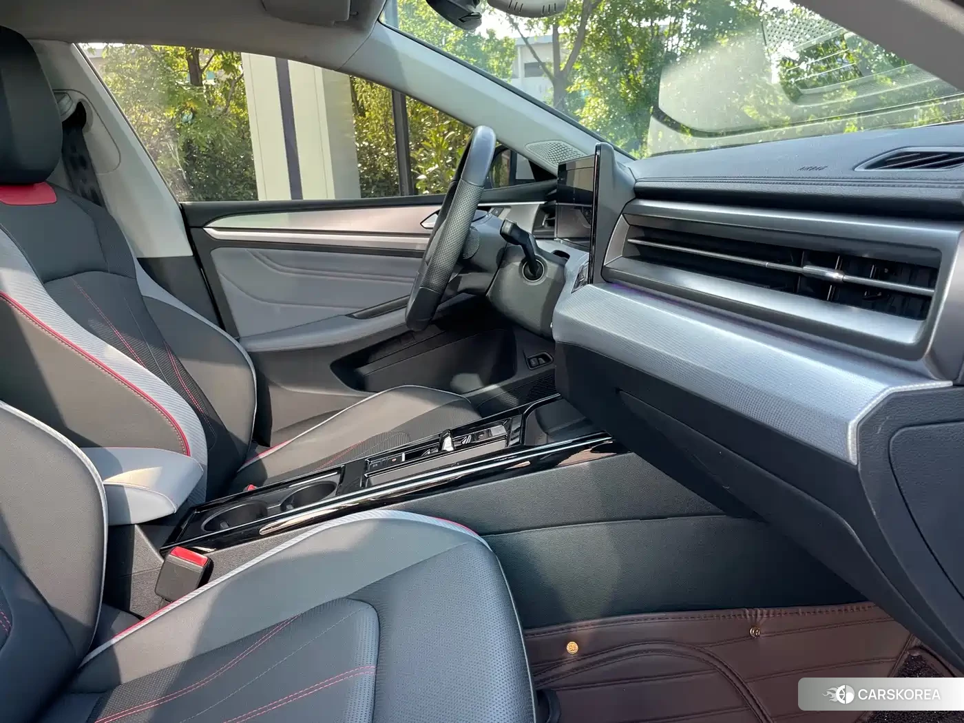 Volkswagen Lamando id 4622714 из Китая 19
